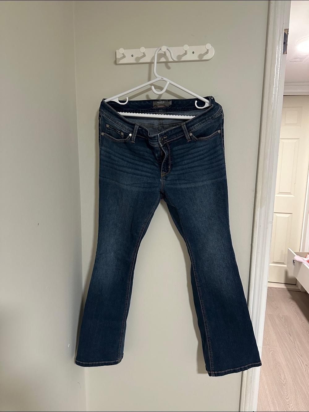 Torrid BombshellFlare High Rise Jean - Picture 3 of 5